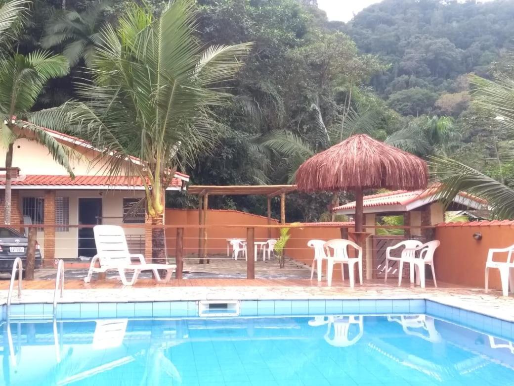 Chalé Residencial Bosque da Cocanha Caraguatatuba Esterno foto